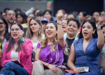 Dayana Pérez fortalece acciones en beneficio de las mujeres de Salvador Escalante