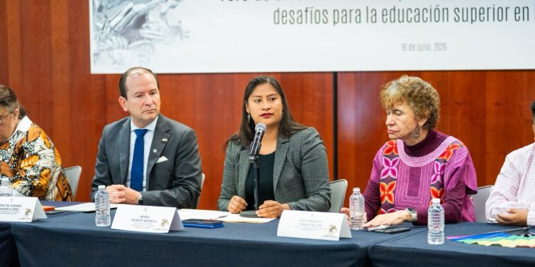 Participa Celeste Ascencio en foro sobre diversidad sexual, inclusión y derechos humanos en la educación