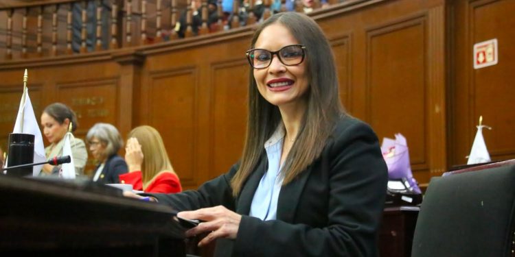El parlamentarismo debe ser un espacio donde todas las voces sean escuchadas: Nalleli Pedraza