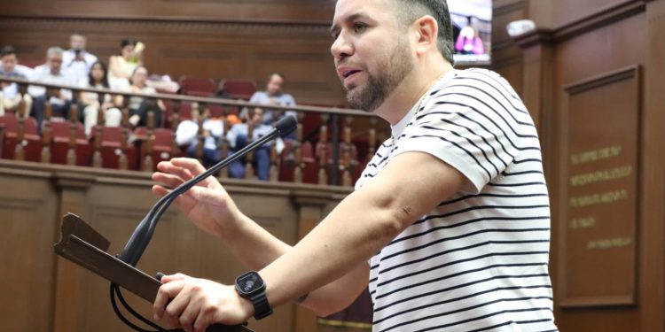 Mayor democracia y soberanía en Michoacán con la aprobación de la reforma que elimina la reelección y el nepotismo electoral: Reyes Galindo