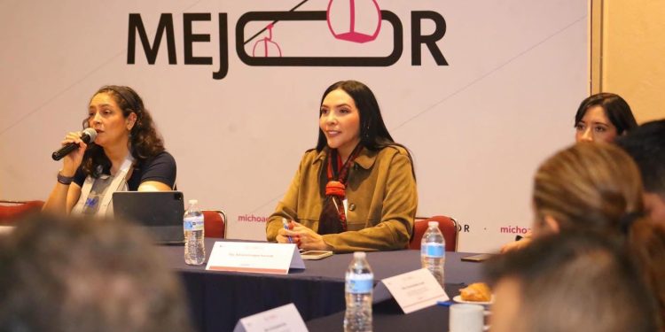 Gobierno digital fortalece la transparencia y mejora los servicios públicos: Adriana Campos