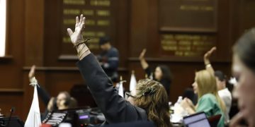 Mayor protección a los derechos de las personas mayores: 76 Legislatura