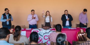 Dayana Pérez fortalece el diálogo con artesanas y artesanos rumbo a la Feria Nacional del Cobre
