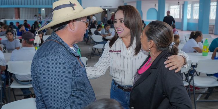 Gladyz Butanda recoge propuestas de productores michoacanos para consolidar la 4T en el campo