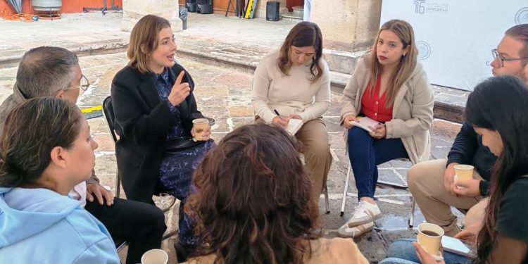 Las grandes oportunidades para Morelia se construyen en cada colonia, con su gente: Brissa Arroyo