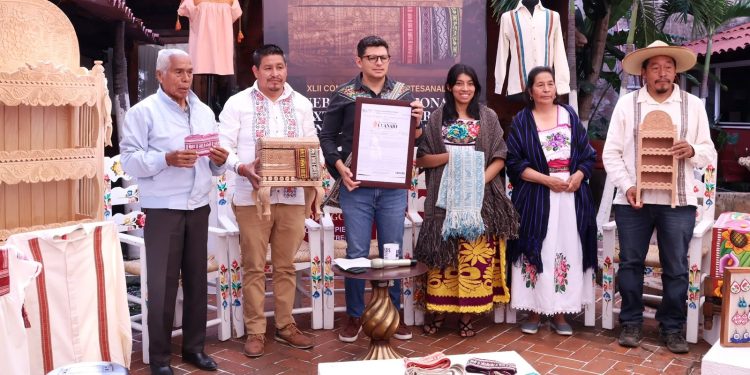 Anuncian bolsa de 120 mil pesos para concurso artesanal de Cuanajo