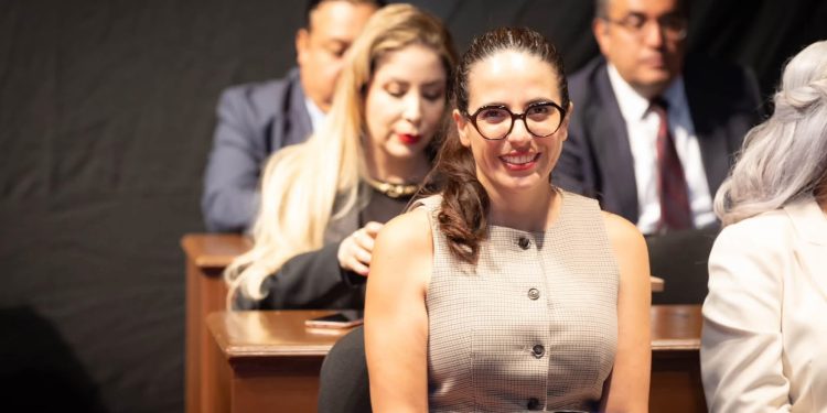 Presidenta Sheinbaum cambia esquema de rechazados por uno donde entrar a la prepa es un derecho: Giulianna Bugarini