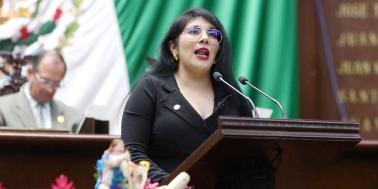 En arranque del Tercer Año Legislativo Vanhe Caratachea remarcó que la oposición es necesaria