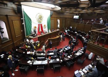 Convoca 76 Legislatura a registro de aspirantes a condecoración “Manuel Martínez Báez”