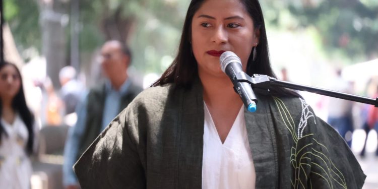Celeste Ascencio destaca el orgullo por la música y las tradiciones purépechas