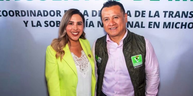 Dayana Pérez Mendoza respalda a Carlos Torres Piña y apuesta por el diálogo y los acuerdos para Michoacán