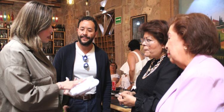 Red de Apoyo con Brissa Arroyo brinda acompañamiento a pacientes con cáncer de mama