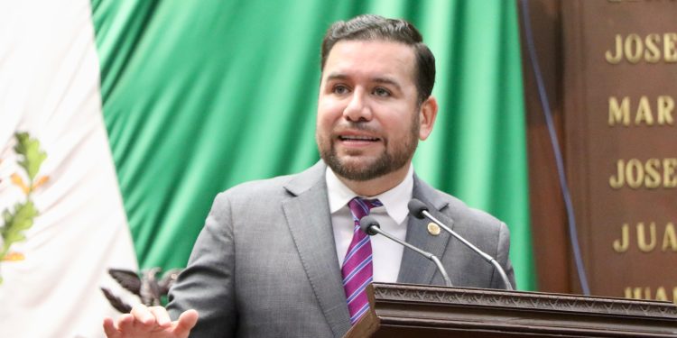 A propuesta de Reyes Galindo, aprueban el Día del Asesor Jurídico Victimal cada 10 de diciembre en Michoacán