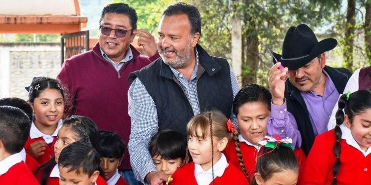 El Pátzcuaro que soñamos comienza con nuestras niñas y niños: Julio Arreola