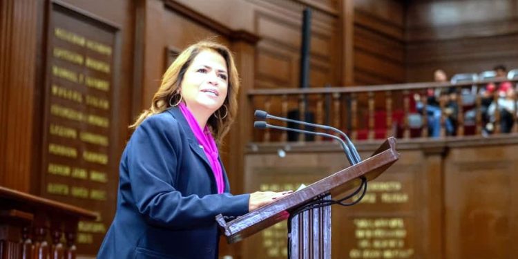 Presenta Fabiola Alanís iniciativa para integrar el registro estatal de niñas, niños y adolescentes en orfandad por feminicidio