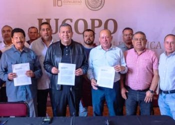 Barragán acompaña iniciativa para garantizar subsidios a todo el transporte público
