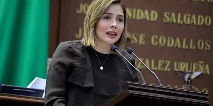 Tenemos ruta clara para seguir resolviendo en favor de Morelia: Brissa Arroyo
