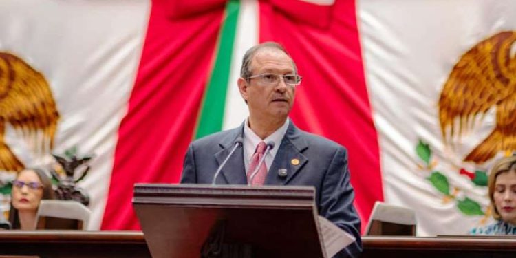Presenta David Martínez Gowman iniciativa para blindar el patrimonio de las familias michoacanas y combatir el lavado de dinero