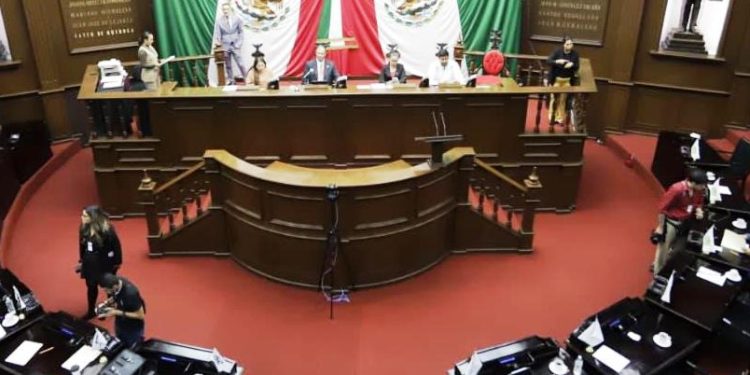 Reconoce 76 Legislatura a las enfermedades inmunes y sindemias en Ley de Salud