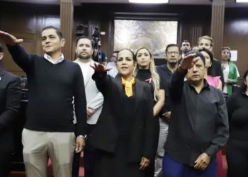 Congreso del Estado toma protesta a sindica y dos regidores del municipio de Chavinda