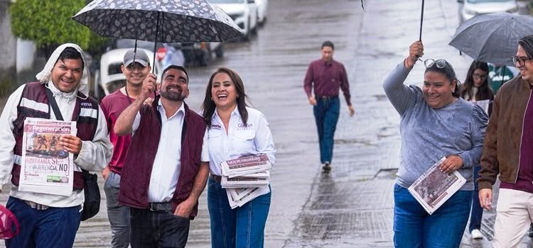 Gladyz Butanda escucha demandas vecinales en Morelia