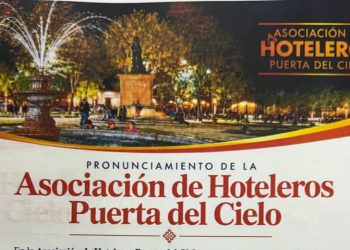 Sector hotelero de Pátzcuaro respalda reorganización de espacios públicos durante Noche de Ánimas