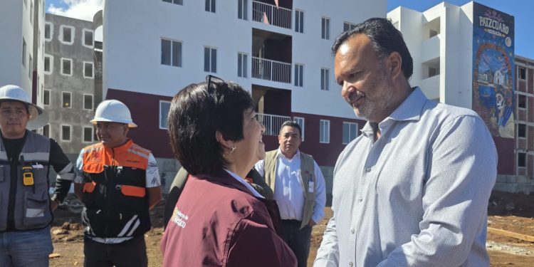 448 familias de Pátzcuaro cumplirán el sueño de tener un hogar propio: Julio Arreola