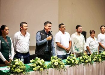 Refrenda Reyes Galindo compromiso con la salud pública en Múgica