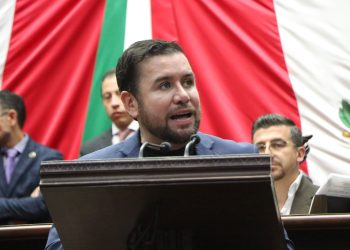 Dictamina la Comisión encabezada por Reyes Galindo  garantizar la libertad sindical en Michoacán
