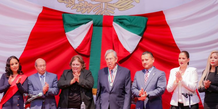 Cuauhtémoc Cárdenas abrió el camino de la transformación democrática de México: Carlos Torres Piña