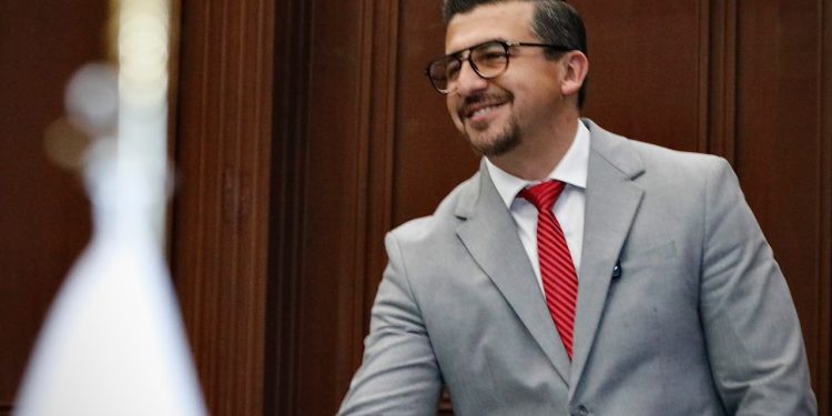 Propone Toño Mendoza un turismo con bienestar social, transparencia y desarrollo sustentable