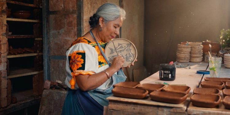 Inscríbete a los talleres de Noche de Muertos impartidos por personas artesanas y cocineras