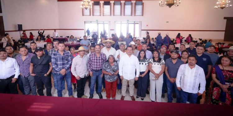 Torres Piña convoca a los pueblos originarios para fortalecer el autogobierno y ampliar sus derechos