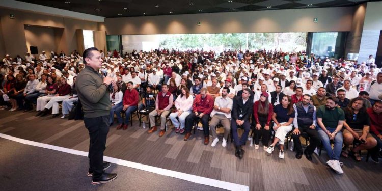 Gladyz Butanda y Osvaldo Ruíz cierran filas con Torres Piña; llaman a la unidad de Morena y a defender la soberanía nacional